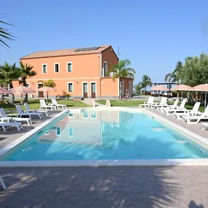 https://arcobaleno-delletna.sicilyhotelsitaly.net